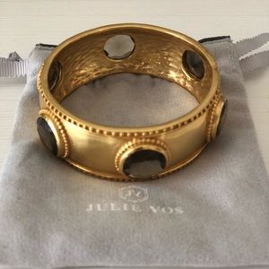JULIE VOS FACETED BANGLE